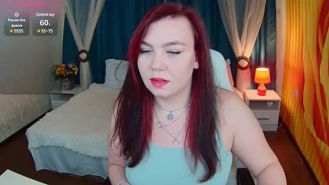 Snapshot of Lilumytrend chatting on December 18, 12:07 pm Lilumytrend online show from December 18, 12:07 pm