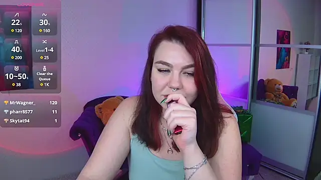 Snapshot of Lilumytrend chatting on December 28, 3:26 pm Lilumytrend online show from December 28, 3:26 pm