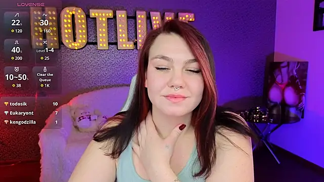 Snapshot of Lilumytrend chatting on January 23, 3:43 pm Lilumytrend online show from January 23, 3:43 pm