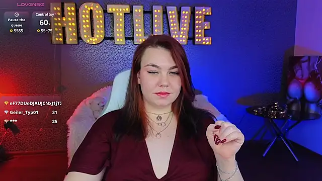 Snapshot of Lilumytrend chatting on February 2, 9:08 am Lilumytrend online show from February 2, 9:08 am