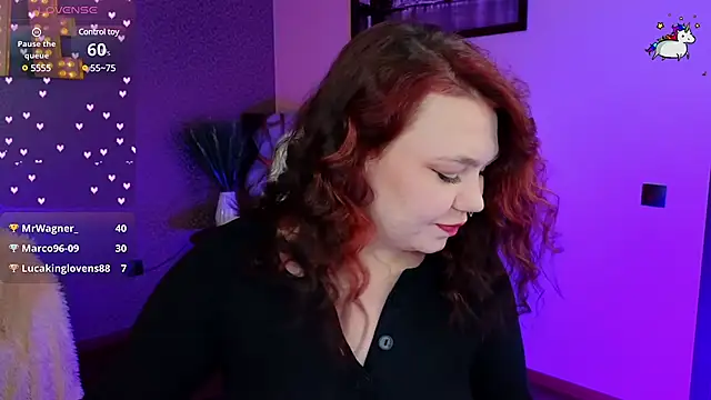 Snapshot of Lilumytrend chatting on March 2, 7:43 am Lilumytrend online show from March 2, 7:43 am