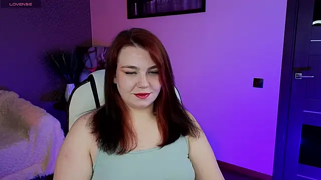 Snapshot of Lilumytrend chatting on March 16, 6:09 am Lilumytrend online show from March 16, 6:09 am