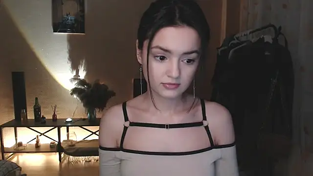 CuteRuby99 online show from February 2, 3:39 pm