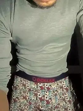 xyrus  online show from March 8, 6:26 pm