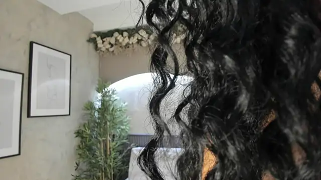 Will Hendrix online show from December 20, 6:24 pm