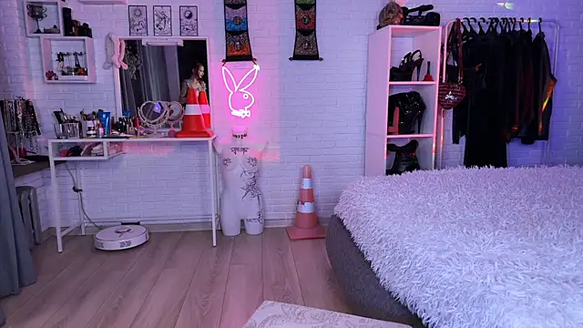 Marcellean online show from October 14, 3:40 am