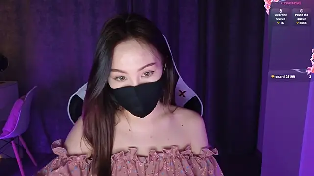 Snapshot of malady_ chatting on January 5, 6:35 pm malady online show from January 5, 6:35 pm