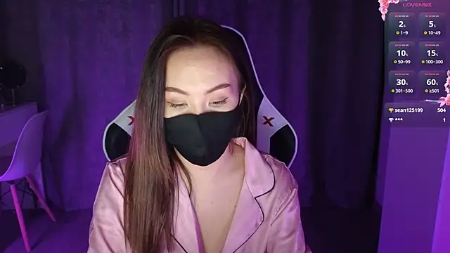 Snapshot of malady_ chatting on January 13, 4:19 pm malady online show from January 13, 4:19 pm