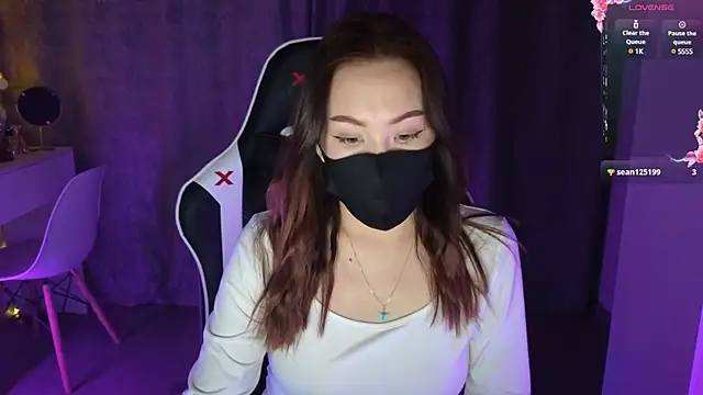 Snapshot of malady_ chatting on January 16, 3:46 pm malady online show from January 16, 3:46 pm