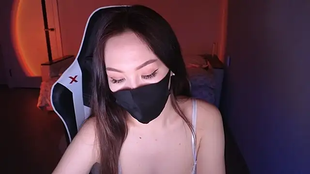 Snapshot of malady_ chatting on February 25, 4:10 pm malady online show from February 25, 4:10 pm