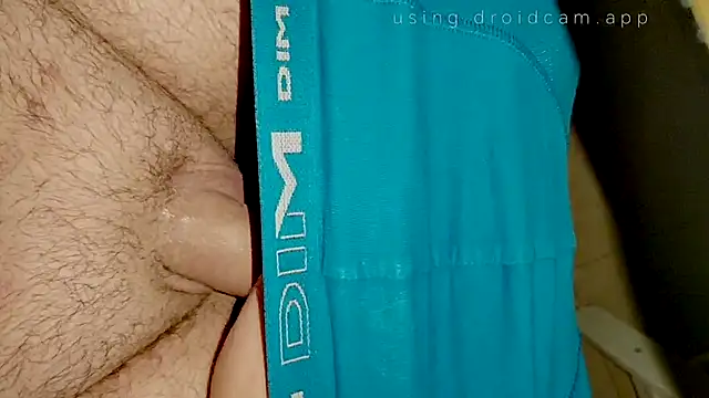 Snapshot of colomerxx666 chatting on June 6, 12:27 am colomerxx666 online show from June 6, 12:27 am