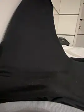 young1fucker online show from December 17, 1:27 pm