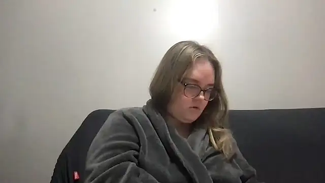 honeyyy24 online show from March 30, 9:43 am