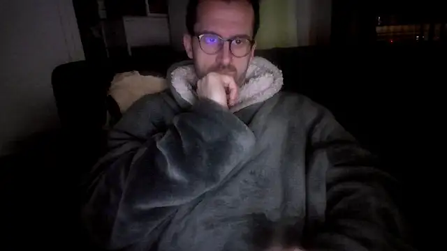 Snapshot of byakkotorra chatting on March 4, 8:38 pm byakkotorra online show from March 4, 8:38 pm