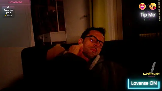 Snapshot of byakkotorra chatting on March 17, 12:30 am byakkotorra online show from March 17, 12:30 am