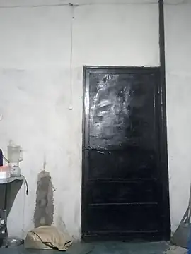 travieso2893 online show from April 12, 4:50 am