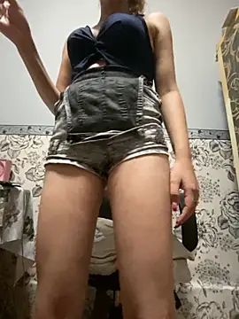 Amira 17 online show from September 12, 8:53 pm