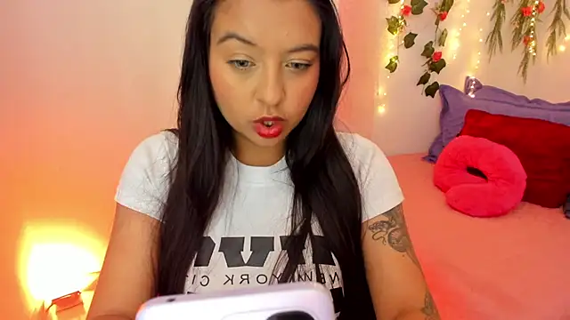 Sweet Chloe06 online show from January 28, 3:57 pm