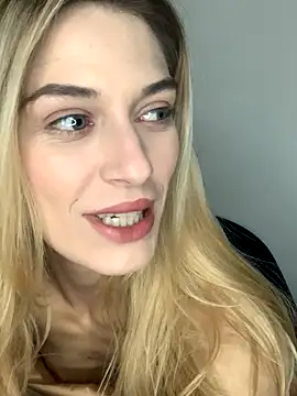 Lolitaxlola online show from November 17, 9:09 pm