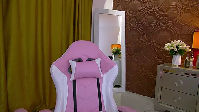 IrisMonn online show from December 20, 5:47 am