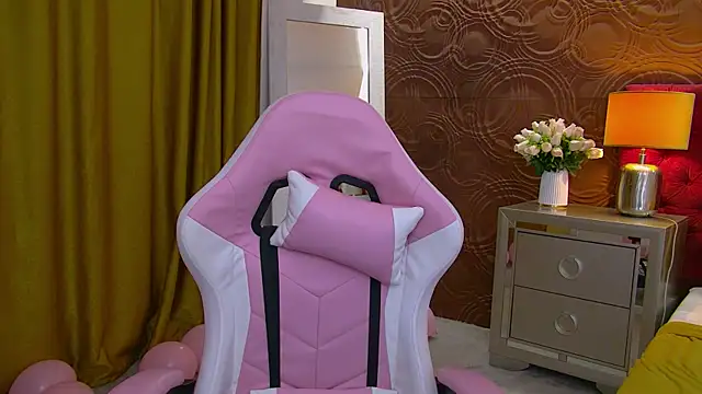 IrisMonn online show from January 13, 6:27 am