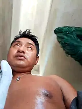 Snapshot of Roysitobebe_ chatting on October 21, 3:57 pm Roysitobebe online show from October 21, 3:57 pm