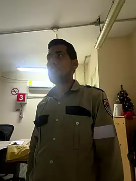 Snapshot of EnriquePersian197 chatting on January 7, 12:18 pm EnriquePersian197 online show from January 7, 12:18 pm