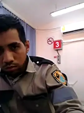 Snapshot of EnriquePersian197 chatting on January 12, 8:47 pm EnriquePersian197 online show from January 12, 8:47 pm