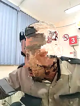 Snapshot of EnriquePersian197 chatting on January 15, 8:34 pm EnriquePersian197 online show from January 15, 8:34 pm