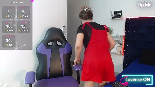 ARTEMIZA LOVE  online show from February 12, 6:30 pm