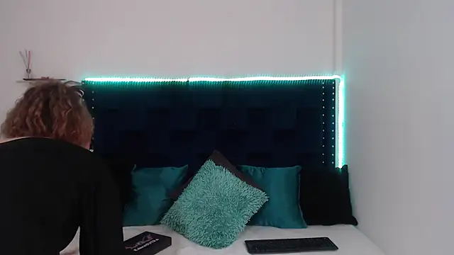 ARTEMIZA LOVE  online show from March 14, 12:29 pm