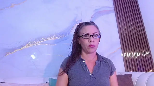 ARTEMIZA LOVE  online show from September 23, 12:30 pm