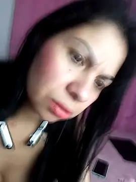 Snapshot of saralunabella chatting on December 11, 8:07 pm saralunabella online show from December 11, 8:07 pm