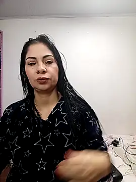 Snapshot of saralunabella chatting on October 19, 7:25 pm saralunabella online show from October 19, 7:25 pm