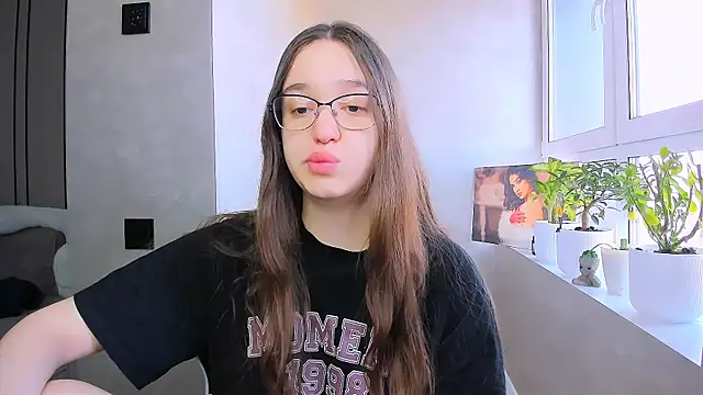 fancy bunny online show from March 18, 7:00 am