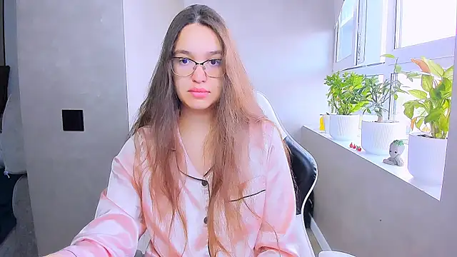 fancy bunny online show from May 19, 5:36 am