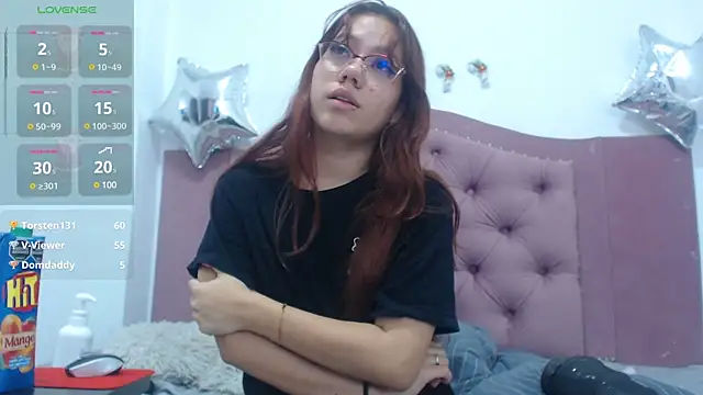 crystalhoneyy1 online show from January 2, 6:01 pm