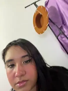 melyescobar online show from January 21, 12:07 pm