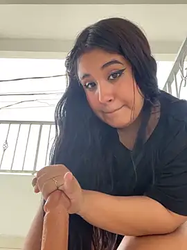 melyescobar online show from February 13, 3:14 pm