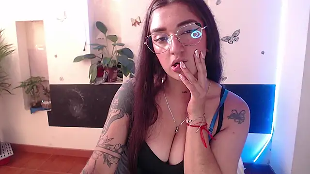 Lia-mitch online show from January 16, 9:51 pm