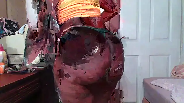 Snapshot of Smoochy_ chatting on January 7, 7:31 am Smoochy online show from January 7, 7:31 am