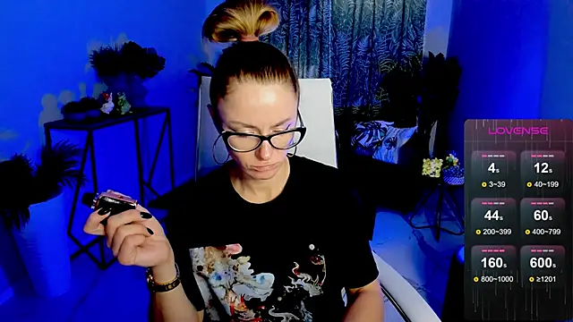 LadyIzabel online show from October 21, 8:48 am