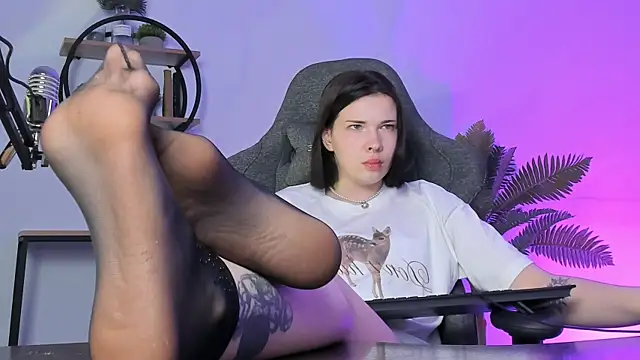 AliceSunday online show from March 19, 4:02 pm