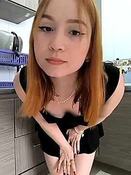 ELIZABETT  online show from December 29, 5:12 pm