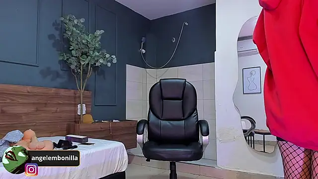 megan morgan01 online show from September 15, 11:43 am