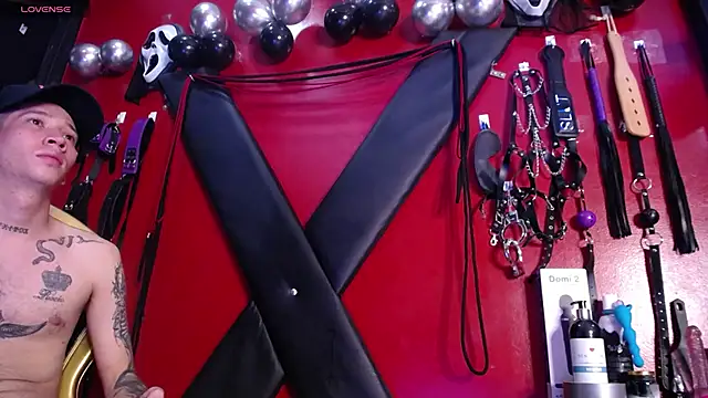 alexa n alex online show from March 8, 12:00 am