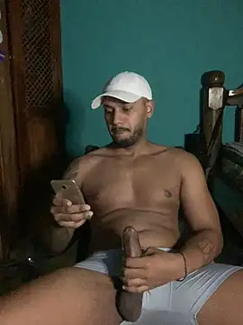 Pinocchiu online show from December 10, 10:47 pm