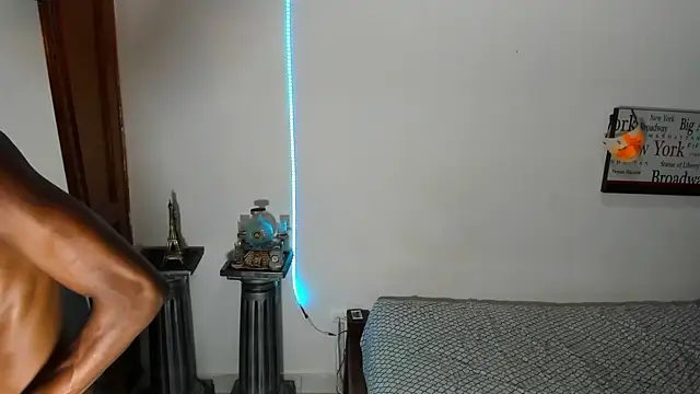 Darick brown online show from December 11, 2:54 pm