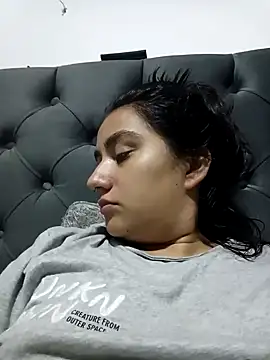 Hellen Alex online show from January 9, 2:29 pm