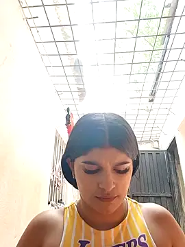 naughty-girl01 online show from December 16, 4:38 pm